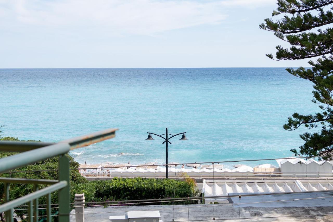 Apartament Casa Fedra - Pet Friendly - Sea View Bordighera Zewnętrze zdjęcie